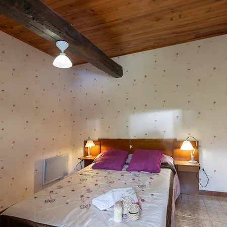 Les Du Mas Lachamp Tatil Evi