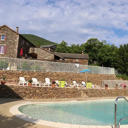 Les Du Mas Lachamp Holiday home Gravieres