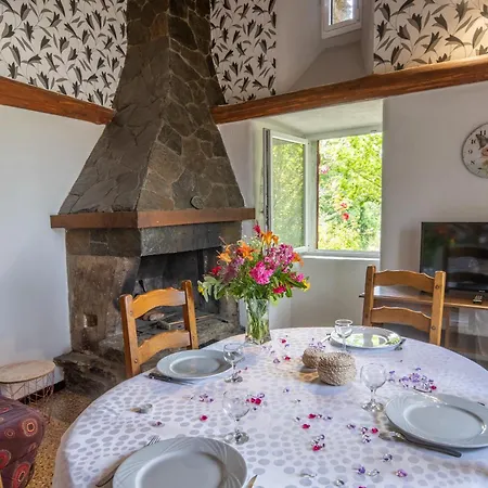 Les Du Mas Lachamp Casa de Férias *
