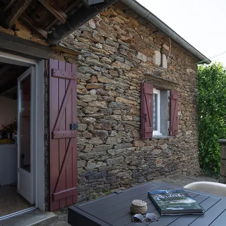 Les Du Mas Lachamp Holiday home Gravieres