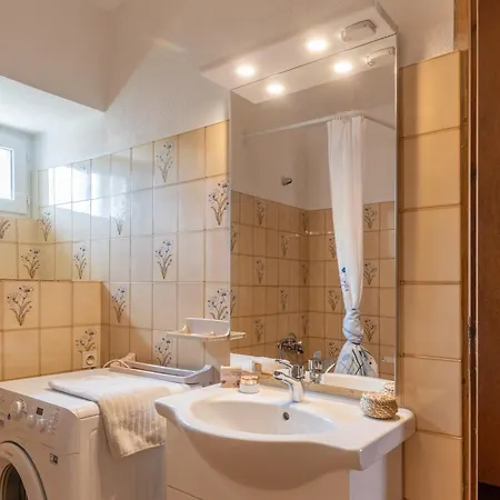 Les Du Mas Lachamp Holiday home Gravieres