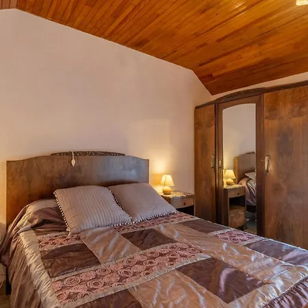 Les Du Mas Lachamp Holiday home *
