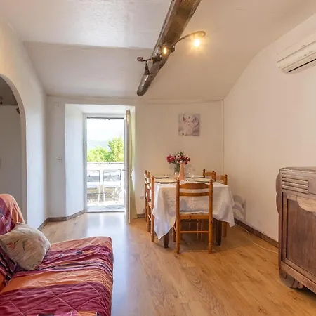 Les Du Mas Lachamp Holiday home Gravieres