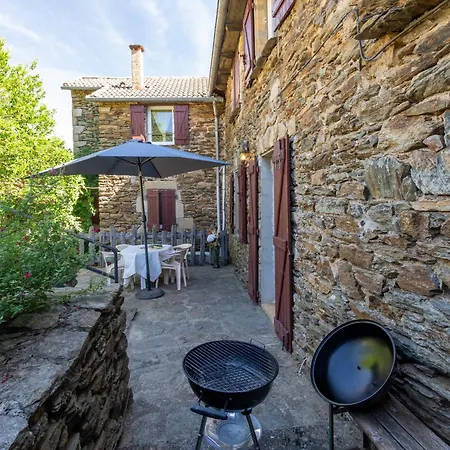 Les Du Mas Lachamp Holiday home Gravieres